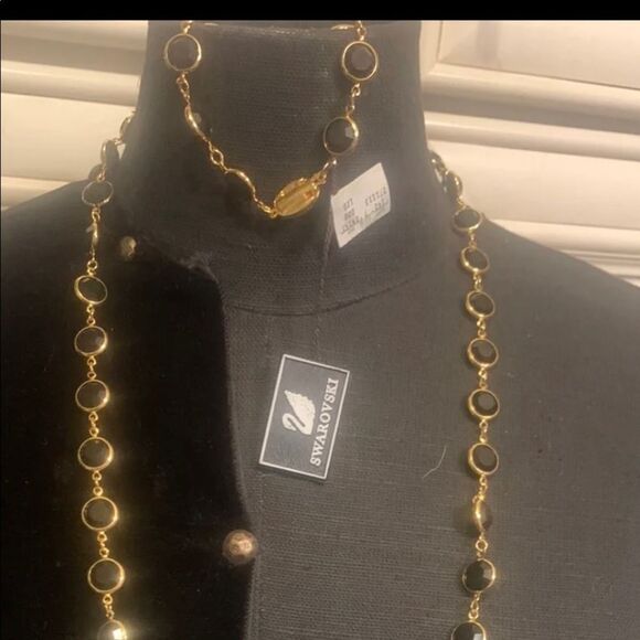 Vintage Genuine  Swarovski Crystal Black Small Bezel Necklace & Bracelet Set NWT - Picture 1 of 10